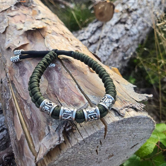 Viking Armbånd med Rune Skrift